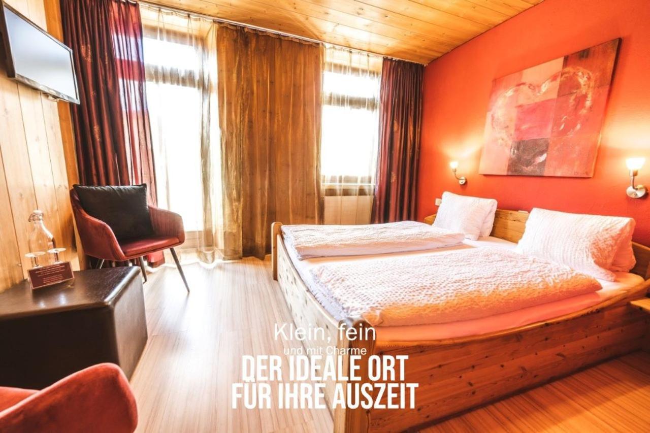 Garni Wohlfühlhotel Curuna Scuol Exterior foto